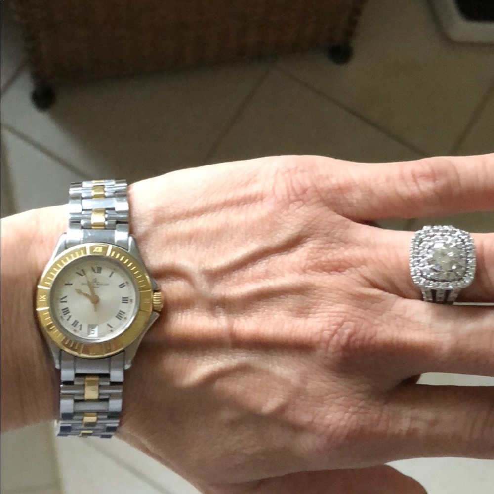 💕BAUME & MERCIER women’s watches💕